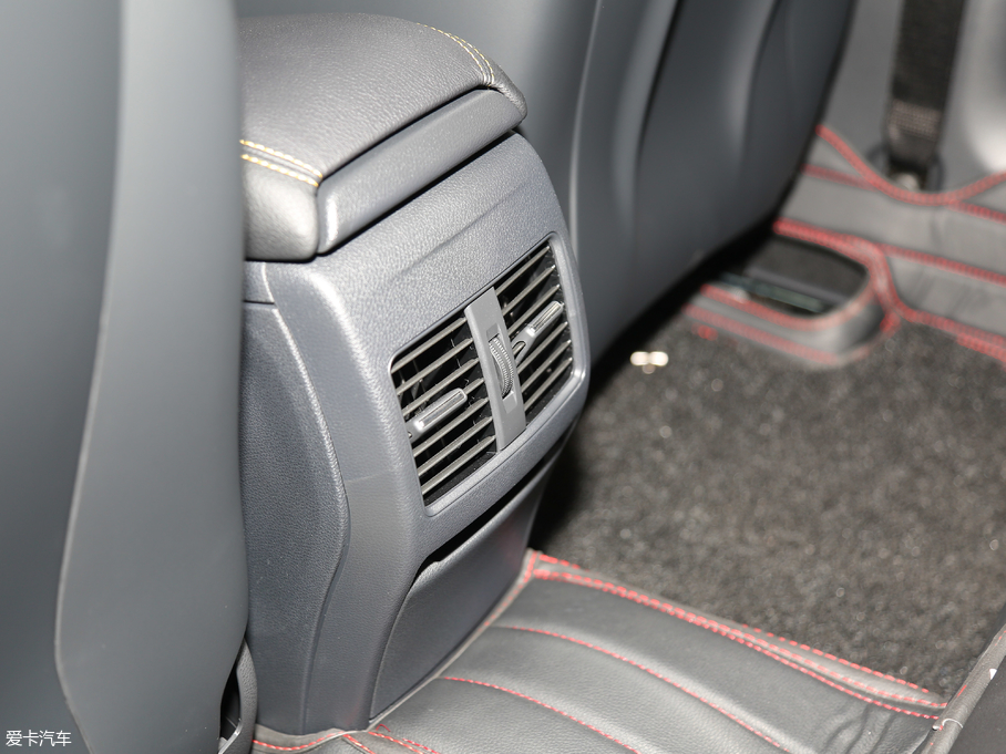 2018YGLAAMG AMG GLA 45 4MATICҹ