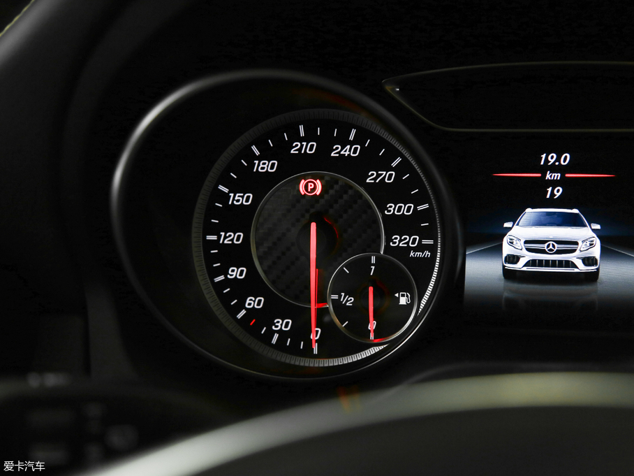 2018YGLAAMG AMG GLA 45 4MATICҹ