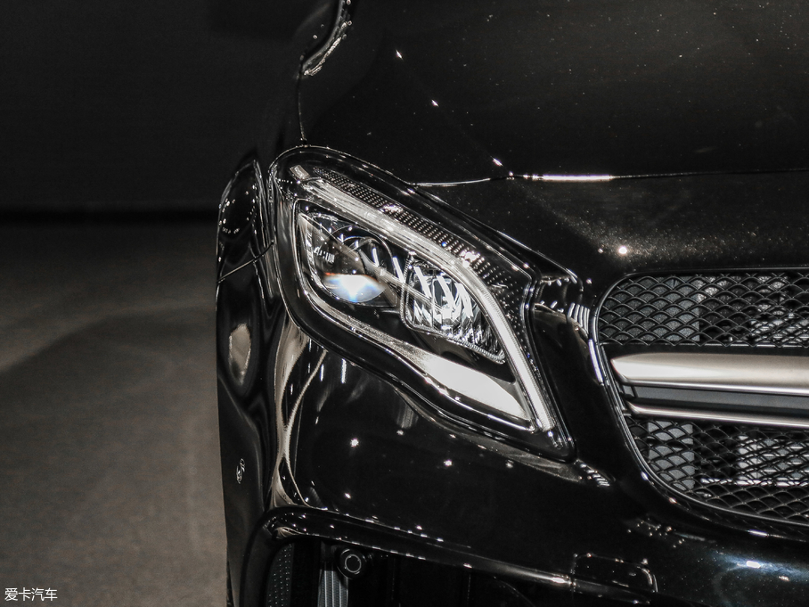 2018YGLAAMG AMG GLA 45 4MATIC