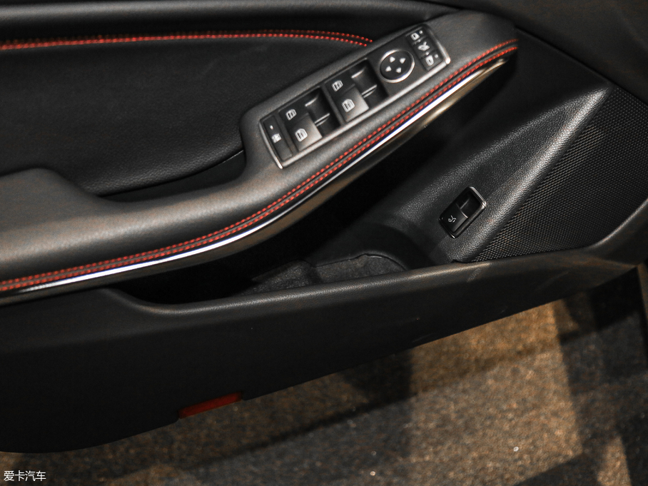 2018YGLAAMG AMG GLA 45 4MATIC