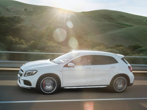 2018A(y)MG GLA 45 4MATIC w^