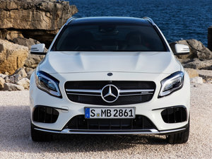 2018A(y)MG GLA 45 4MATIC w^