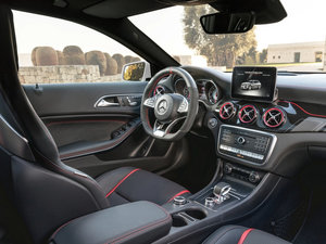 2018AMG GLA 45 4MATIC п؅^