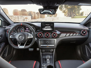 2018AMG GLA 45 4MATIC п؅^