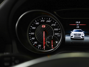 2018A(y)MG GLA 45 4MATICҹ п؅^(q)