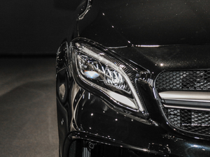 2018AMG GLA 45 4MATIC ^