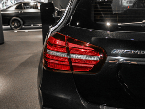 2018AMG GLA 45 4MATIC ^