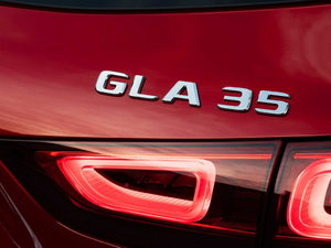 2021AMG GLA 35 4MATIC ^