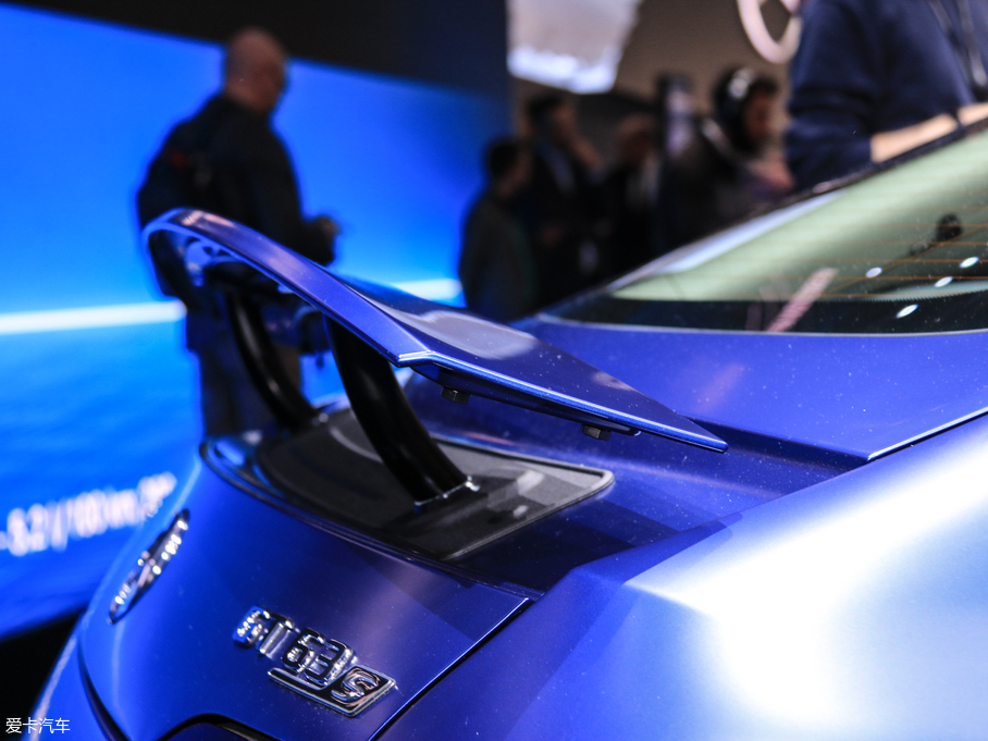 2018A(y)MG GTT AMG GT 63S T