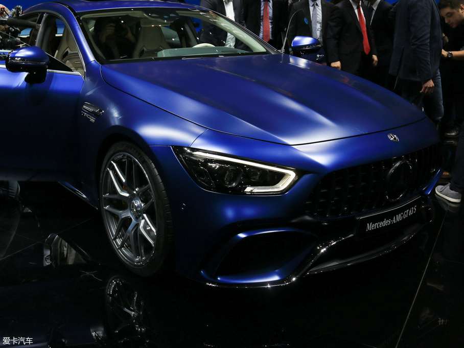 2018A(y)MG GTT AMG GT 63S T