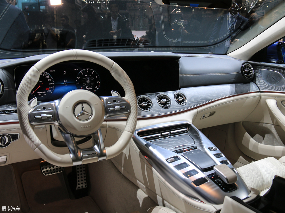 2018A(y)MG GTT AMG GT 63S T