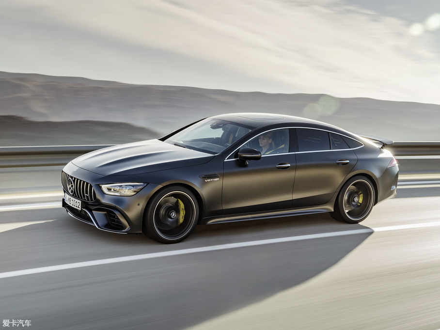 2018A(y)MG GTT AMG GT 63S T