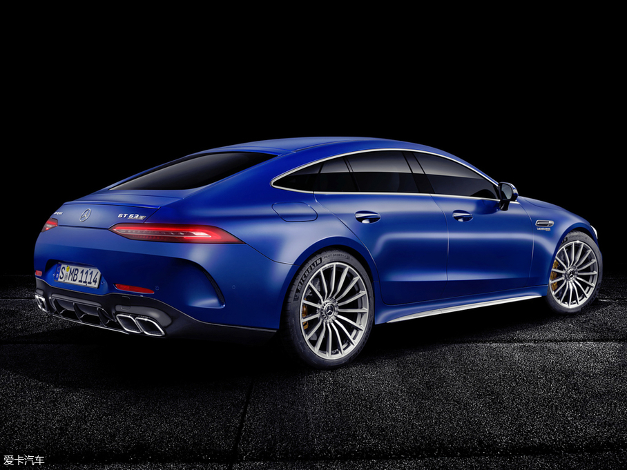 2018A(y)MG GTT AMG GT 63S T