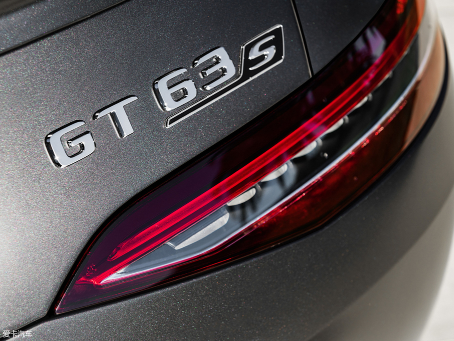 2018A(y)MG GTT AMG GT 63S T