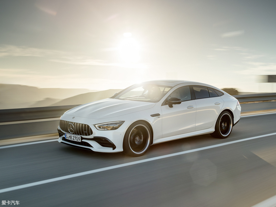 2018A(y)MG GTT AMG GT 53 T