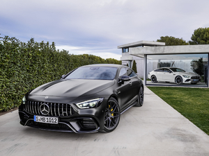 2018A(y)MG GT 63S T w^