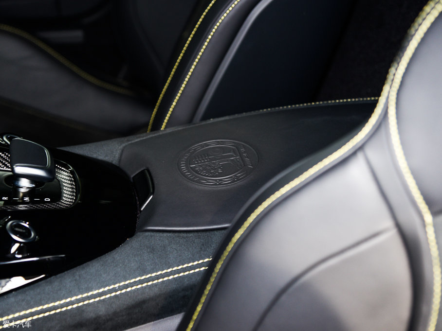 2017YAMG GT AMG GT C؄e