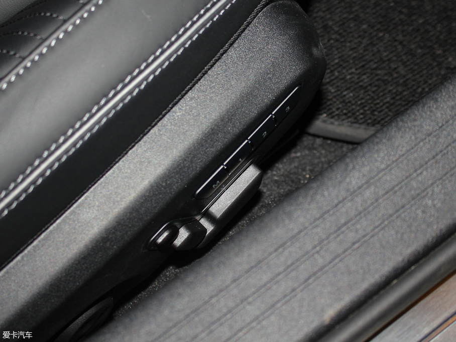 2017YAMG GT AMG GT