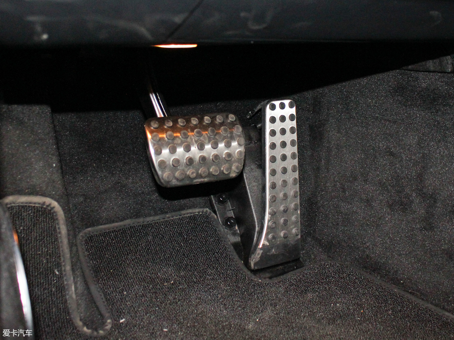 2017YAMG GT AMG GT