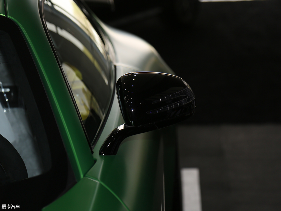 2017YAMG GT AMG GT R