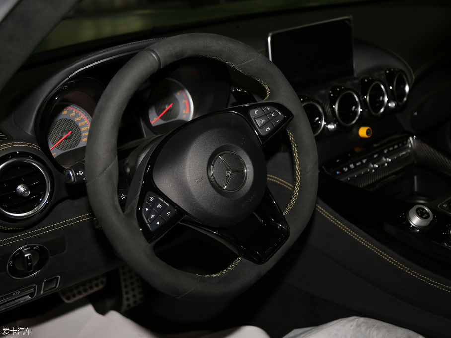 2017YAMG GT AMG GT R