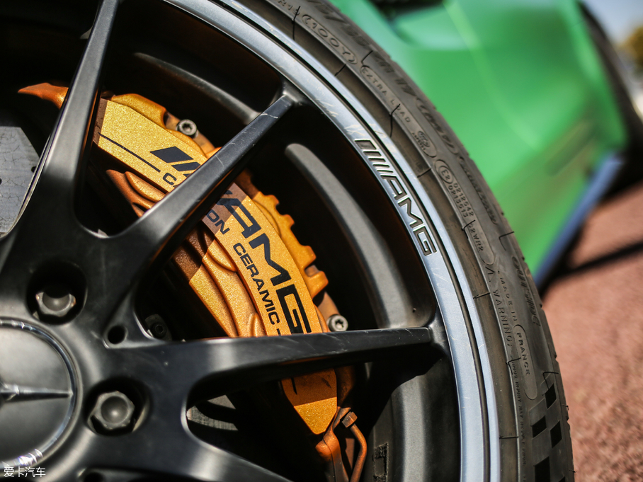 2017YAMG GT AMG GT R