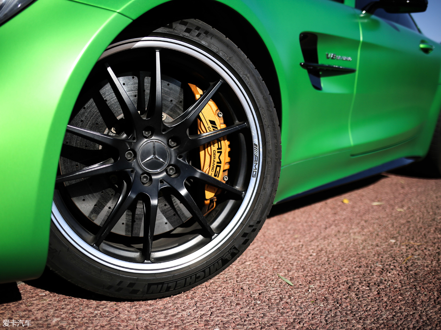 2017YAMG GT AMG GT R