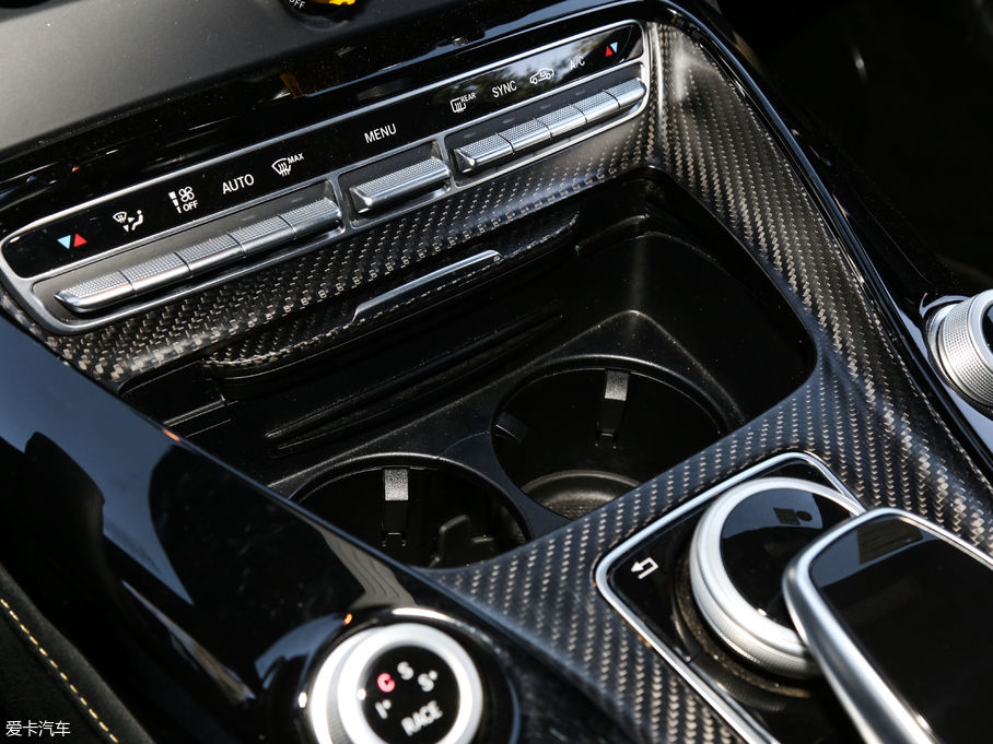 2017YAMG GT AMG GT R