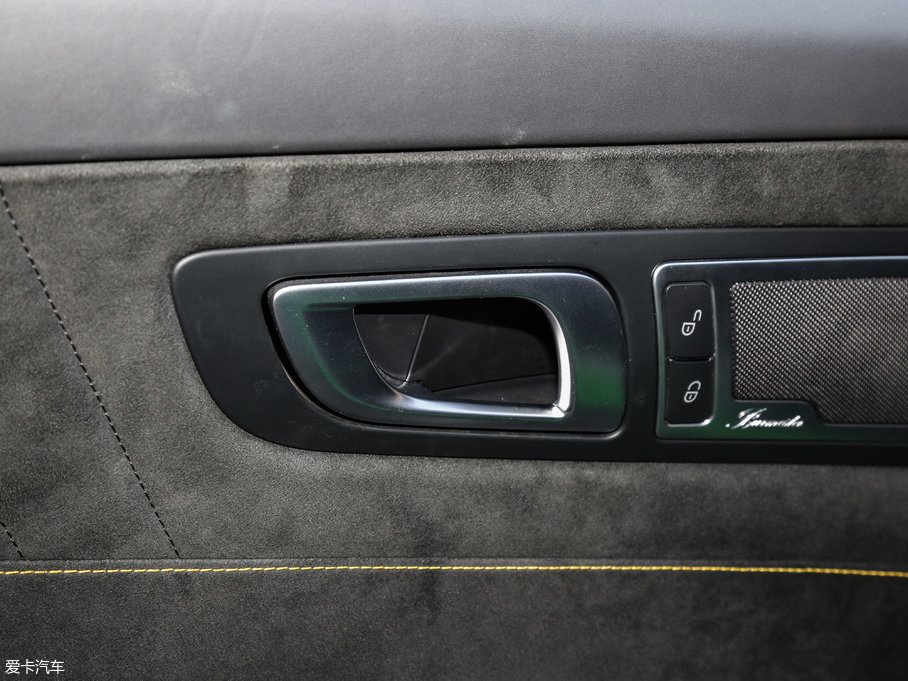 2017YAMG GT AMG GT R