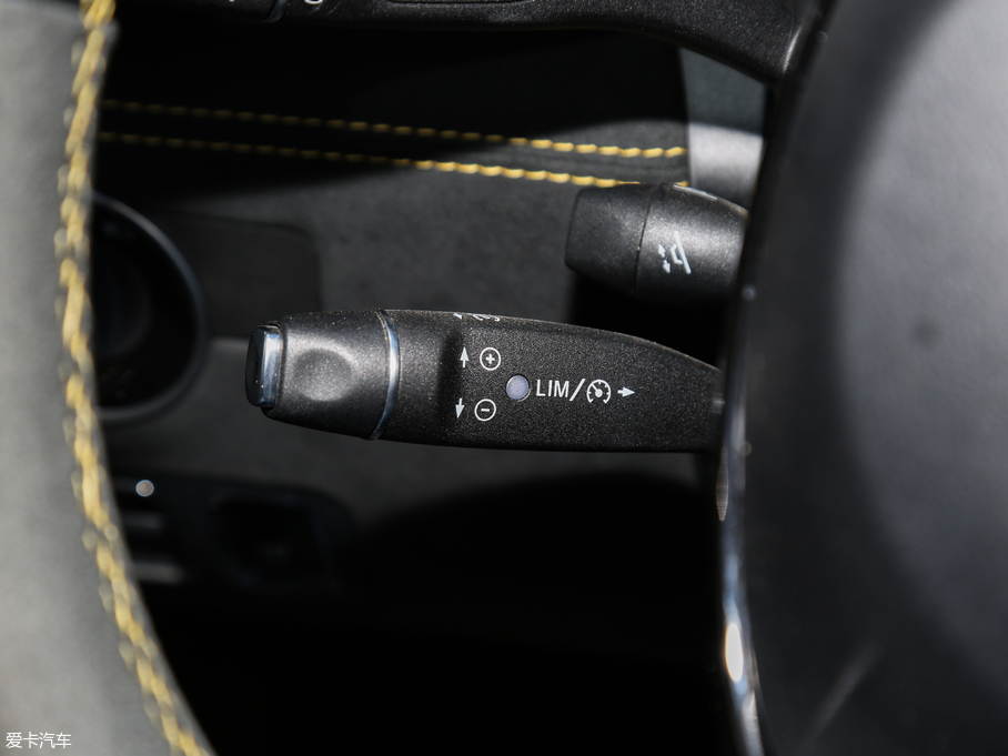 2017YAMG GT AMG GT R