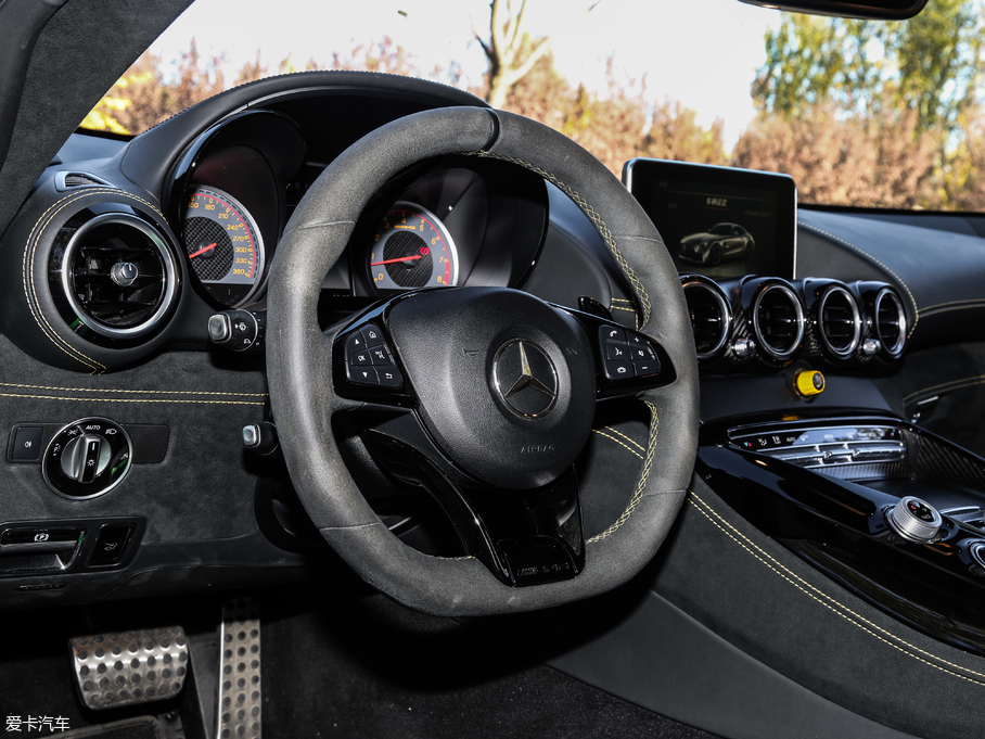 2017YAMG GT AMG GT R