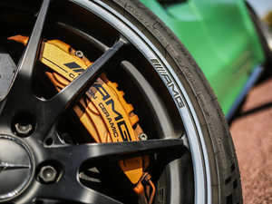 2017A(y)MG GT R (x)(ji)^