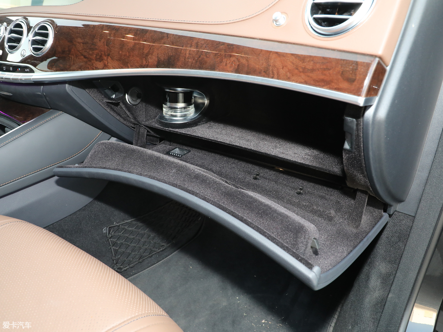 2018A(y)MG S AMG S 63L 4MATIC+