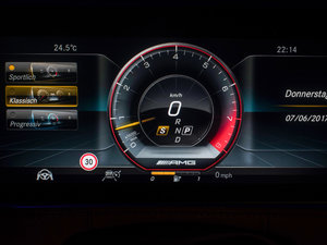 2018AMG S 63 4MATIC+ п؅^