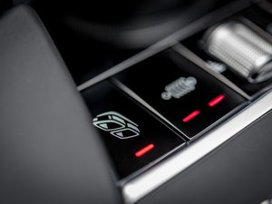 2018AMG S 63 4MATIC+ п؅^