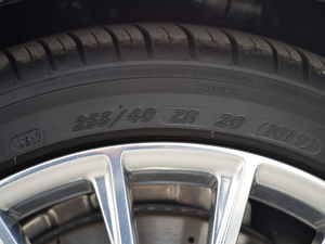 2018AMG S 65L ݆̥ߴ