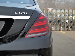 2018AMG S 65L β