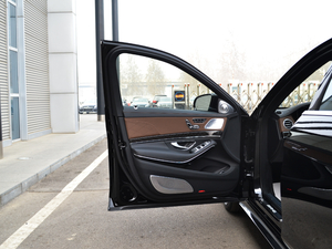 2018AMG S 65L {λ܇T