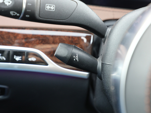 2018AMG S 63L 4MATIC+ п؅^