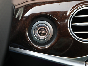 2018AMG S 63L 4MATIC+ п؅^