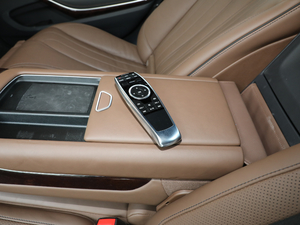 2018AMG S 63L 4MATIC+ п؅^