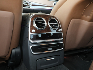 2018AMG S 63L 4MATIC+ п؅^