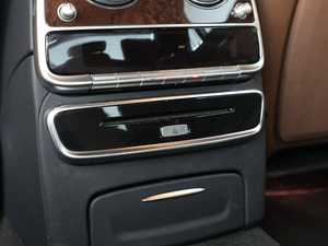 2018AMG S 63L 4MATIC+ п؅^