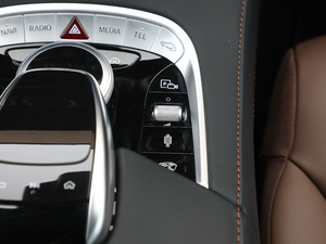 2018AMG S 63L 4MATIC+ п؅^