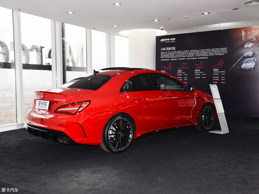 2017YCLA(j)AMG AMG CLA 45 4MATIC
