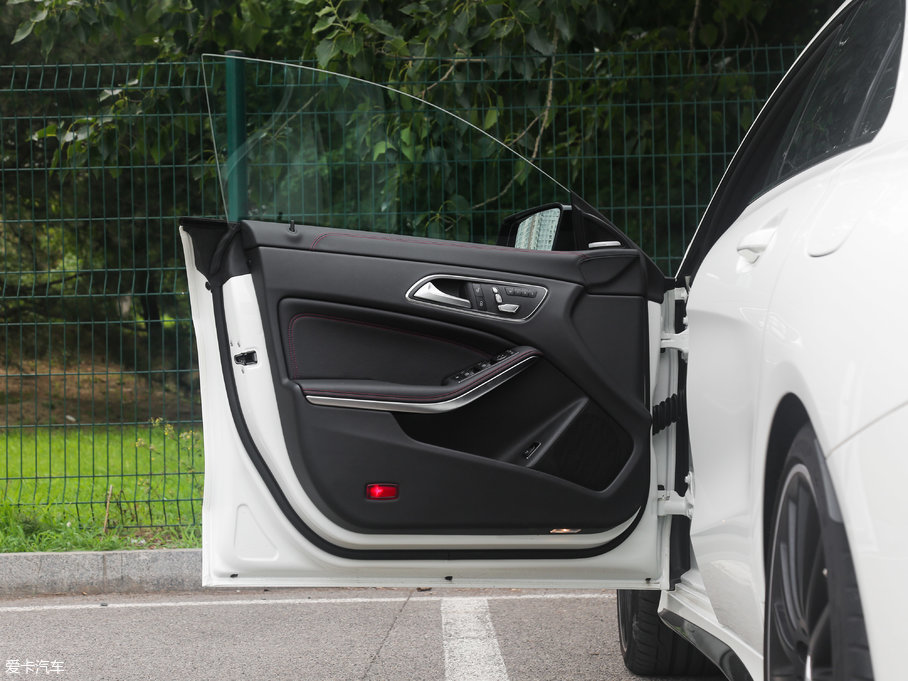 2017YCLAAMG AMG CLA 45 4MATIC