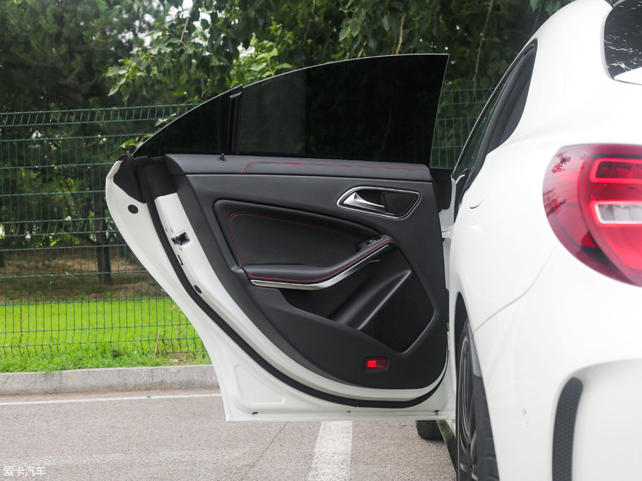 2017YCLAAMG AMG CLA 45 4MATIC