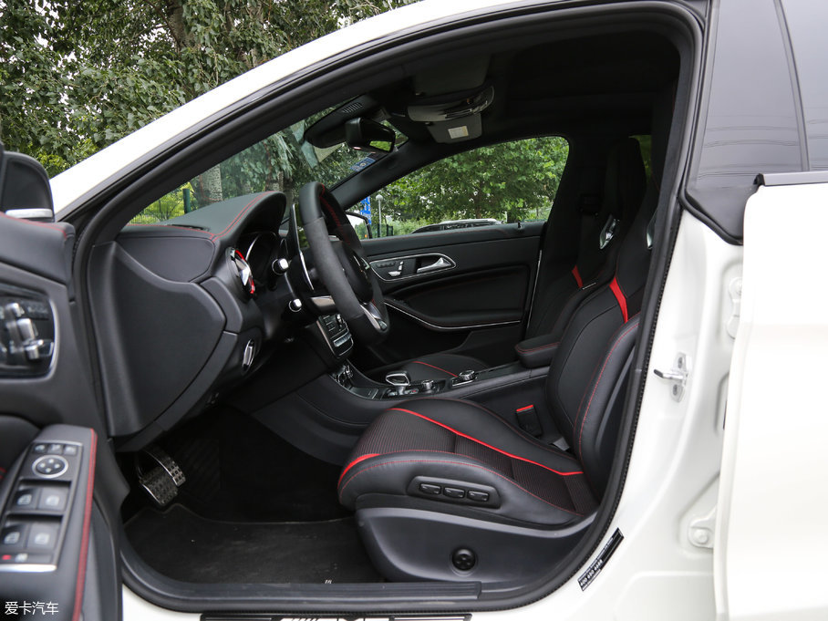 2017YCLAAMG AMG CLA 45 4MATIC