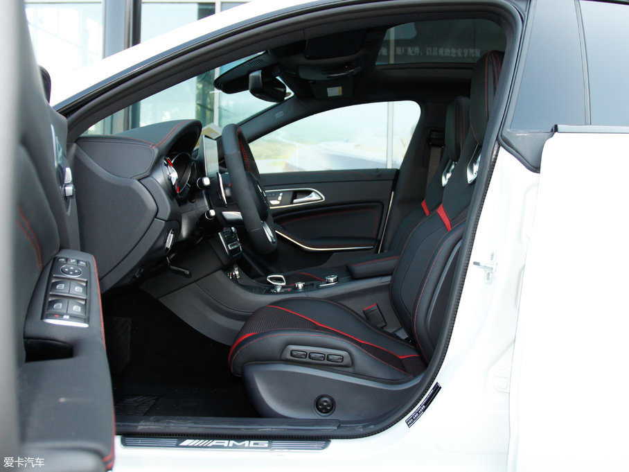 2017YCLAAMG Ŀ AMG CLA 45 4MATIC