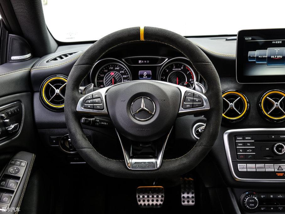 2017YCLA(j)AMG AMG CLA 45 4MATICҹ